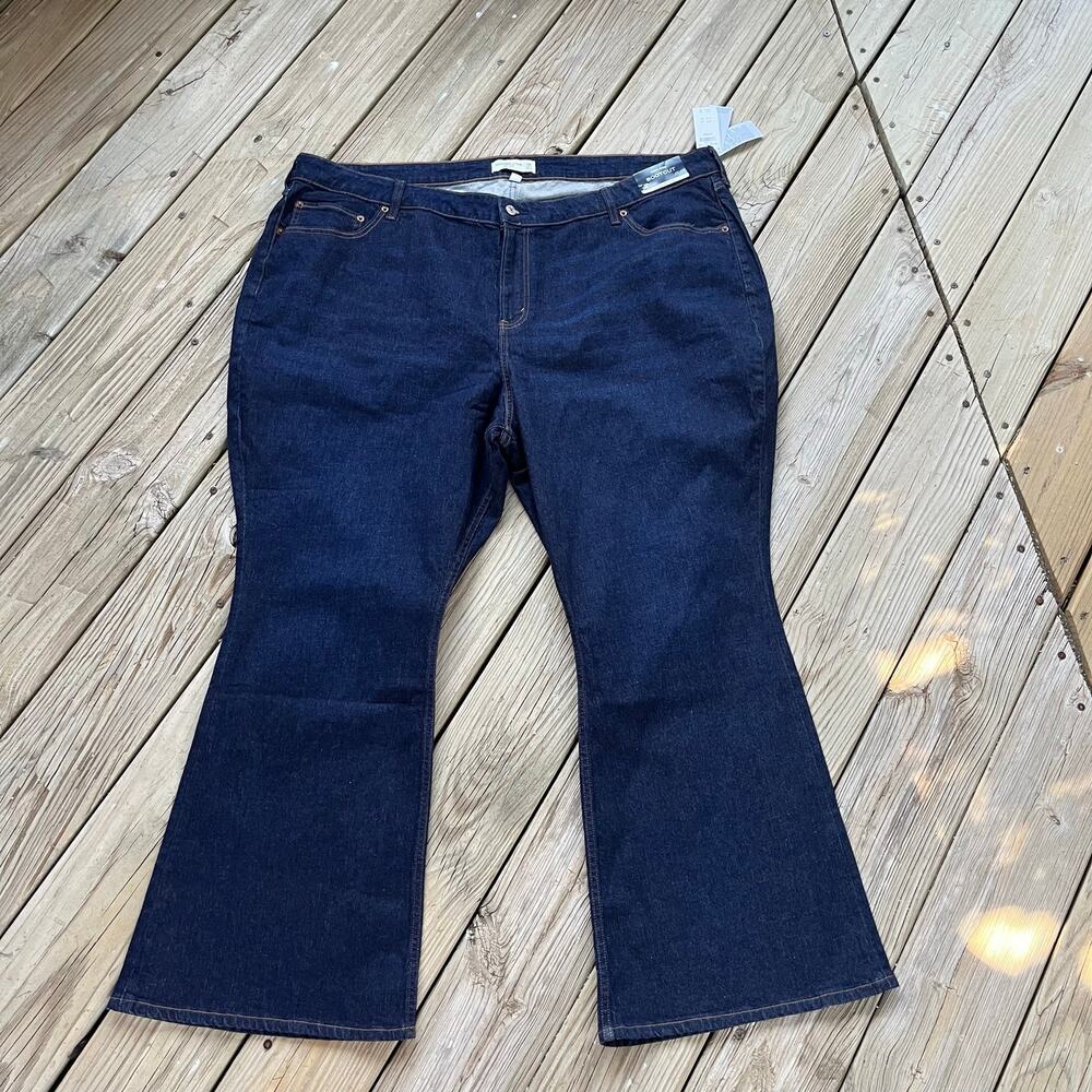 Abercrombie & Fitch Curve Love High Rise Bootcut Jeans Size 38S (46" Waist) NEW!
